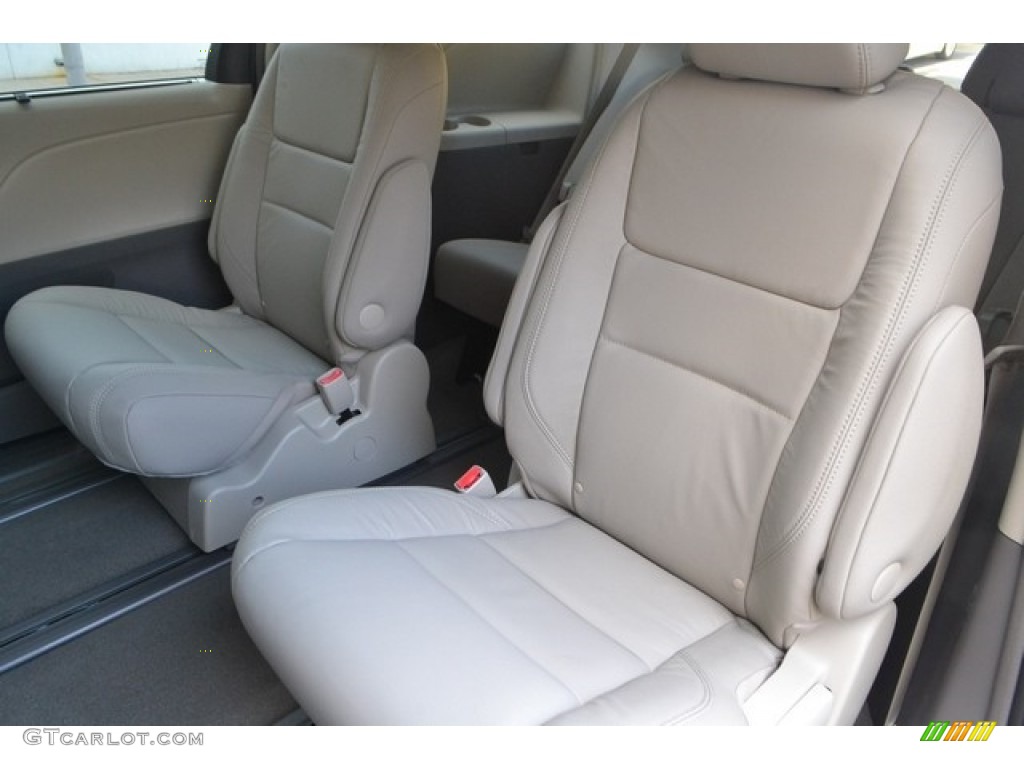 2017 Toyota Sienna XLE AWD Rear Seat Photo #115275502