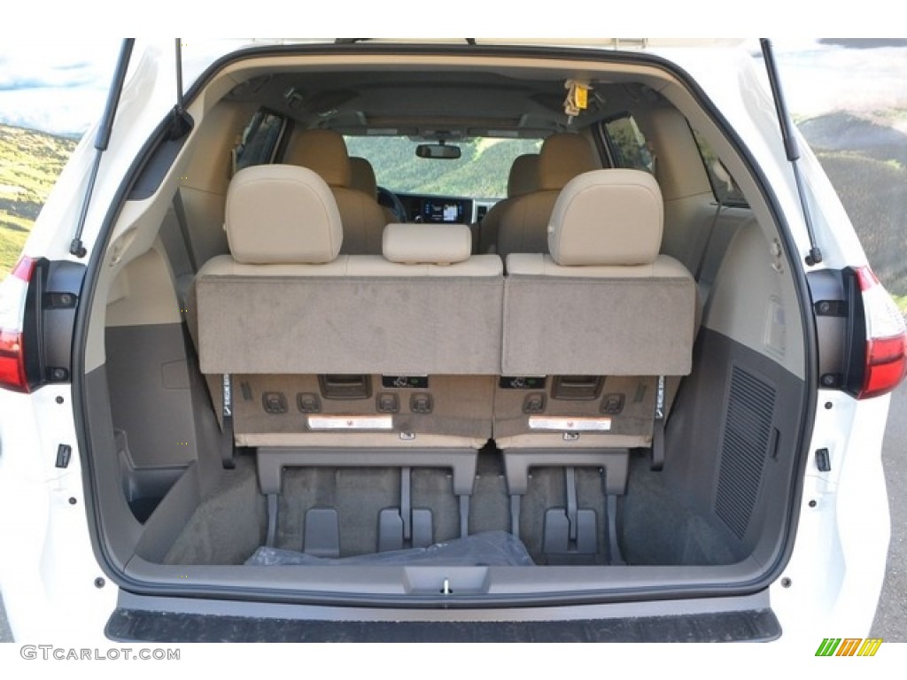2017 Toyota Sienna XLE AWD Trunk Photo #115275538