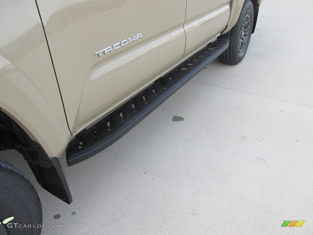 2017 Tacoma SR5 Double Cab 4x4 - Quicksand / Cement Gray photo #12