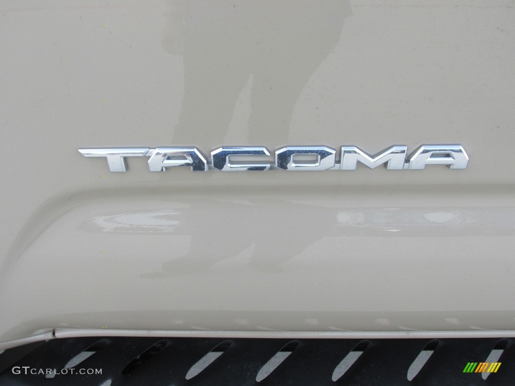 2017 Tacoma SR5 Double Cab 4x4 - Quicksand / Cement Gray photo #14