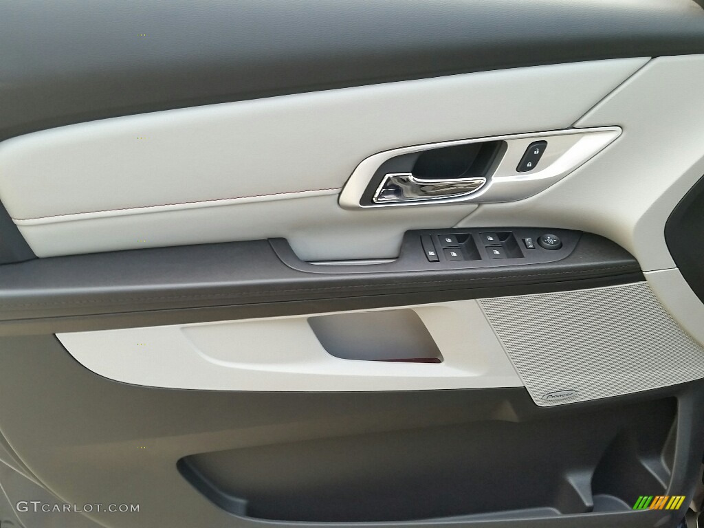 2017 GMC Terrain SLT Light Titanium Door Panel Photo #115279576