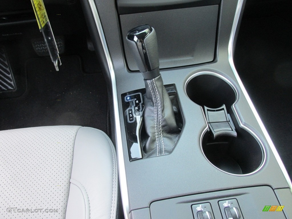 2017 Toyota Camry XSE Transmission Photos