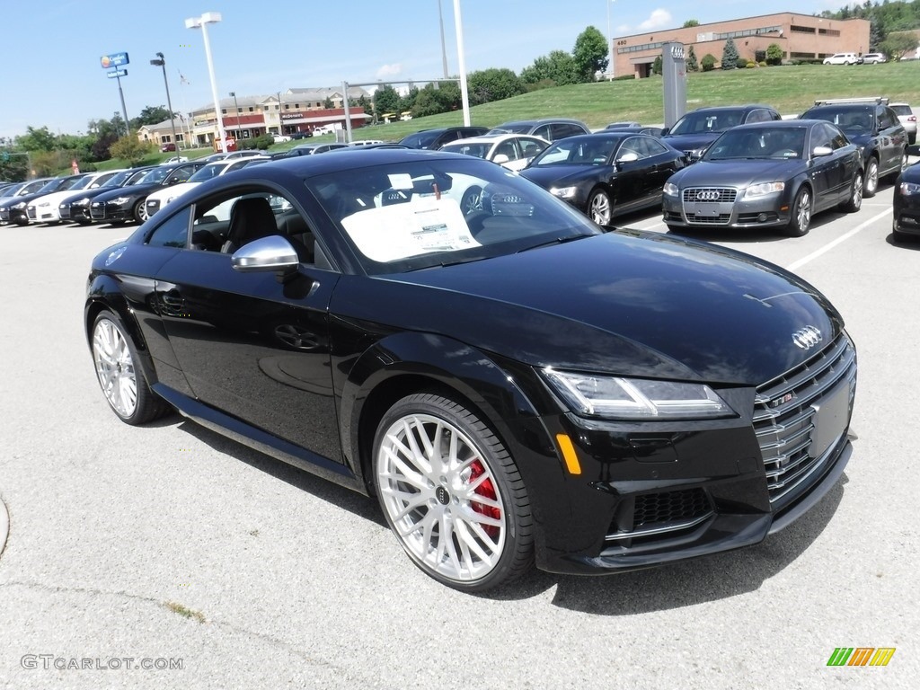 2017 Audi TT S 2.0 TFSI quattro Coupe Exterior Photos