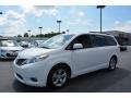 2014 Super White Toyota Sienna LE  photo #7