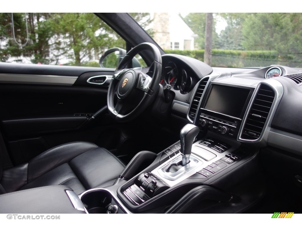 2014 Porsche Cayenne Turbo Controls Photo #115285984