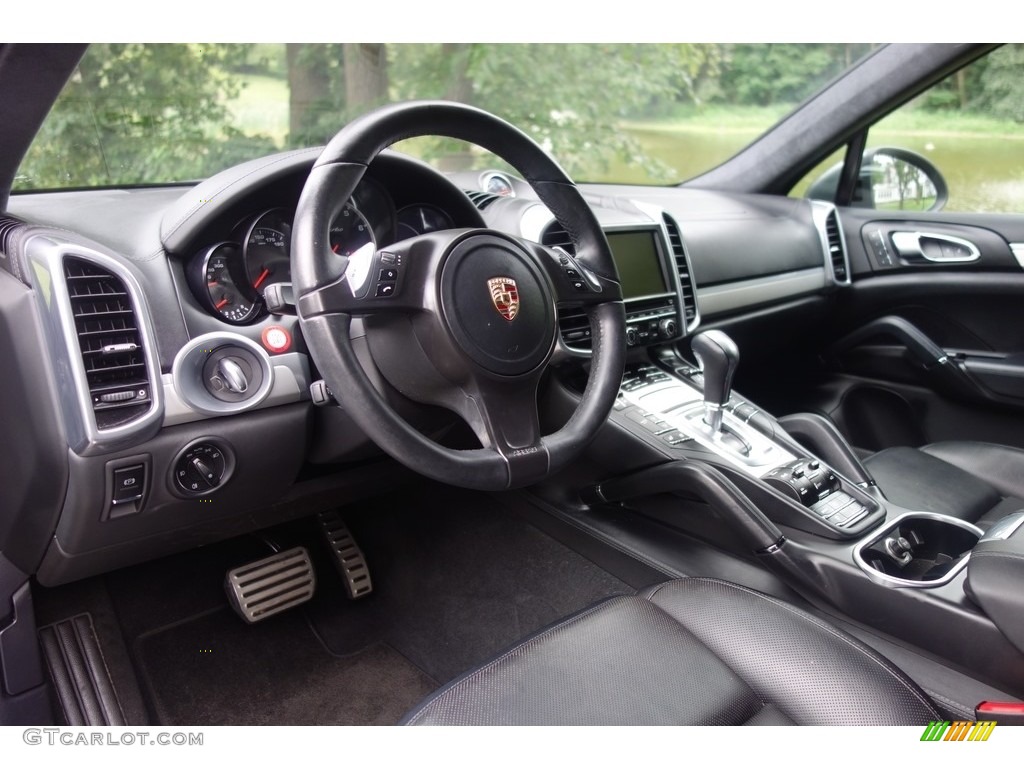 Black Interior 2014 Porsche Cayenne Turbo Photo #115286053