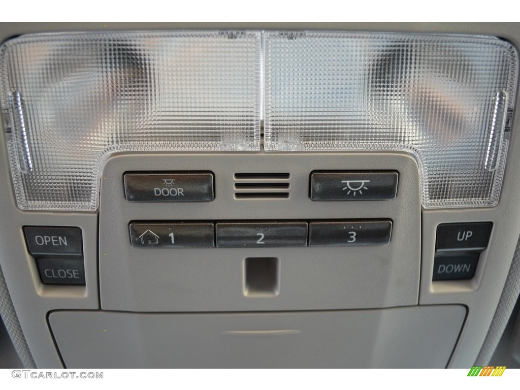 2014 Camry SE - Classic Silver Metallic / Black/Ash photo #28