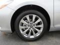 2017 Toyota Camry Hybrid XLE Wheel and Tire Photo
