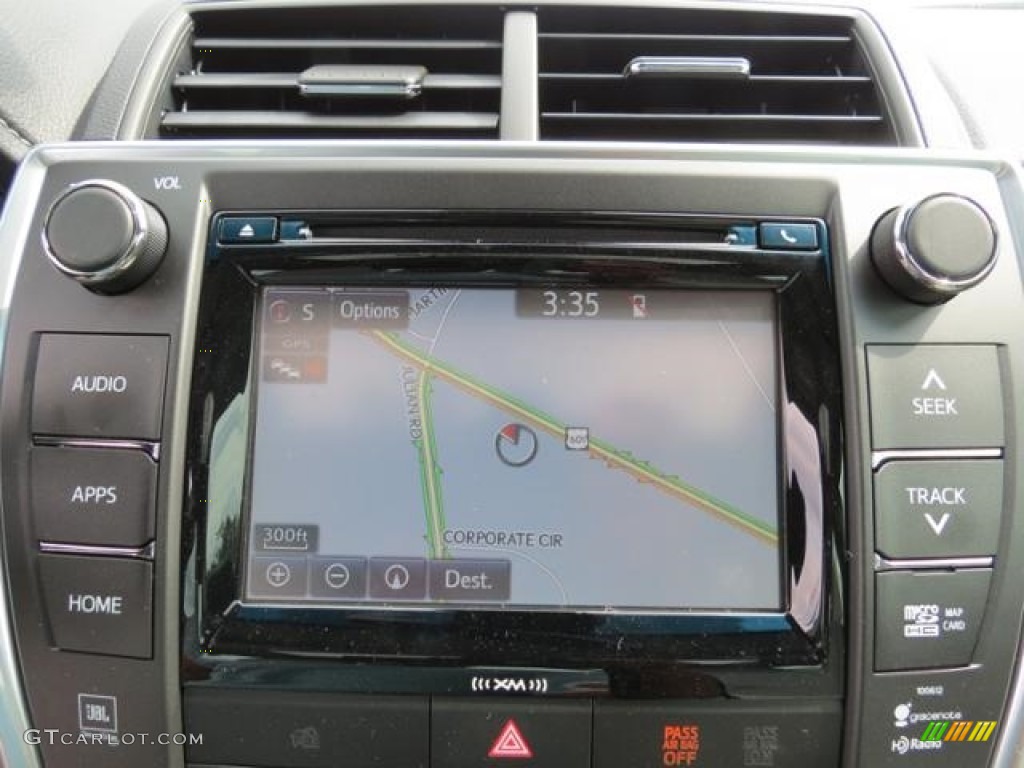 2017 Toyota Camry Hybrid XLE Navigation Photos