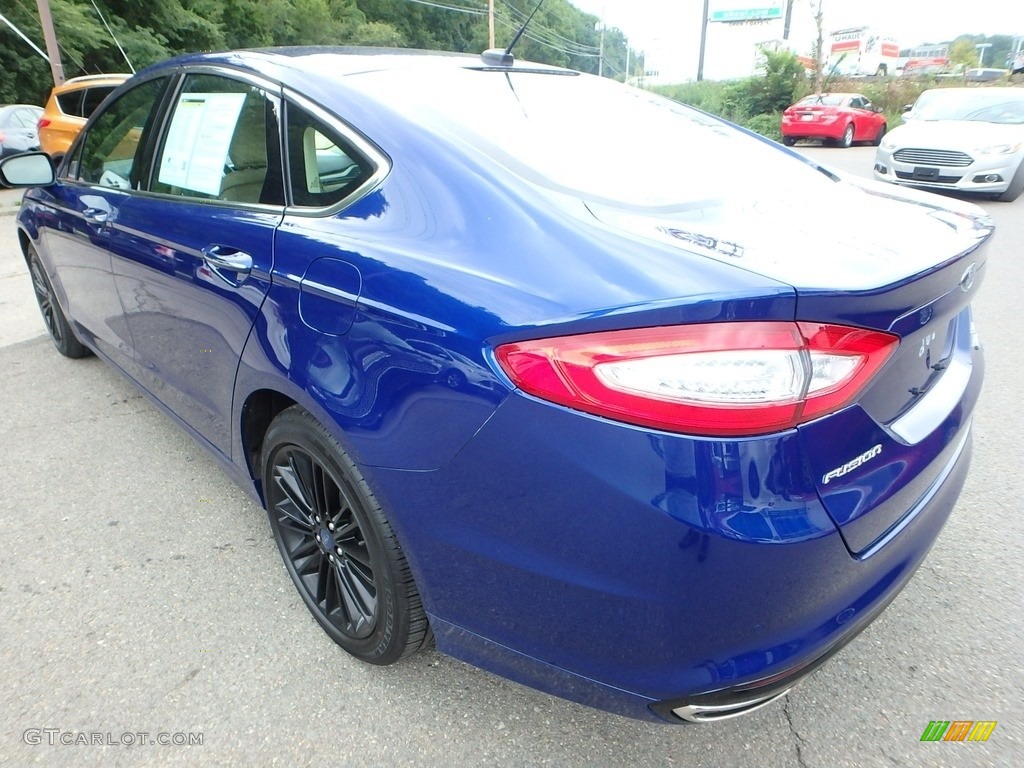 2016 Fusion SE AWD - Deep Impact Blue Metallic / Dune photo #4