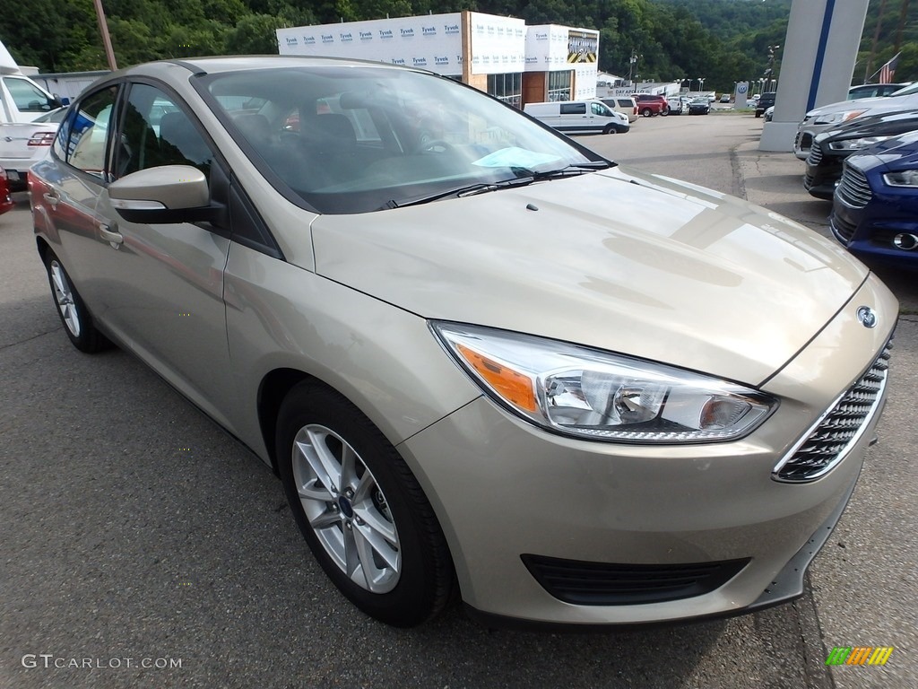 2015 Focus SE Sedan - Tectonic Metallic / Charcoal Black photo #8