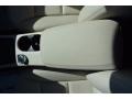 Cirrus White - GLA 250 4Matic Photo No. 36