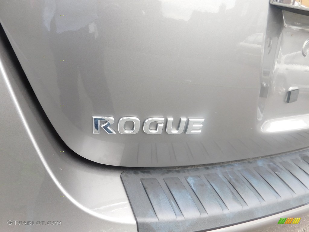 2013 Rogue SV AWD - Platinum Graphite / Black photo #8