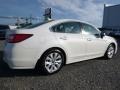 Crystal White Pearl - Legacy 2.5i Premium Photo No. 3