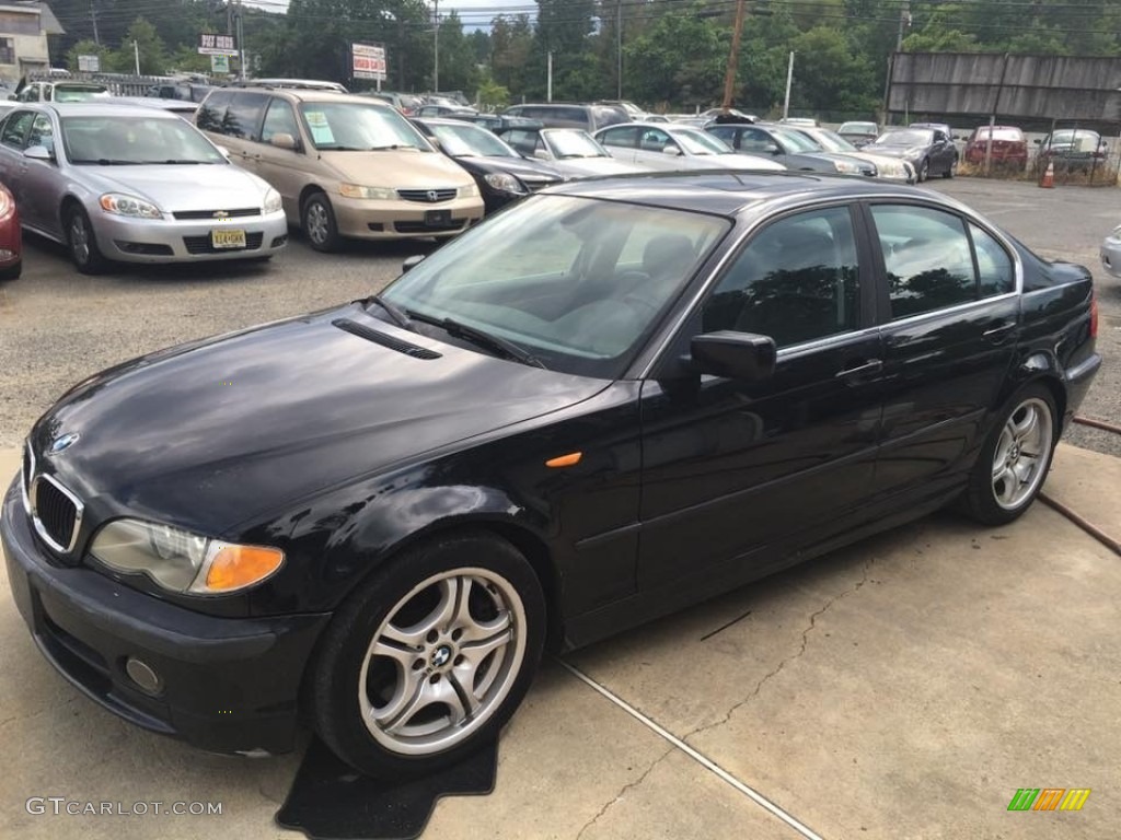 2003 3 Series 330i Sedan - Black Sapphire Metallic / Black photo #2