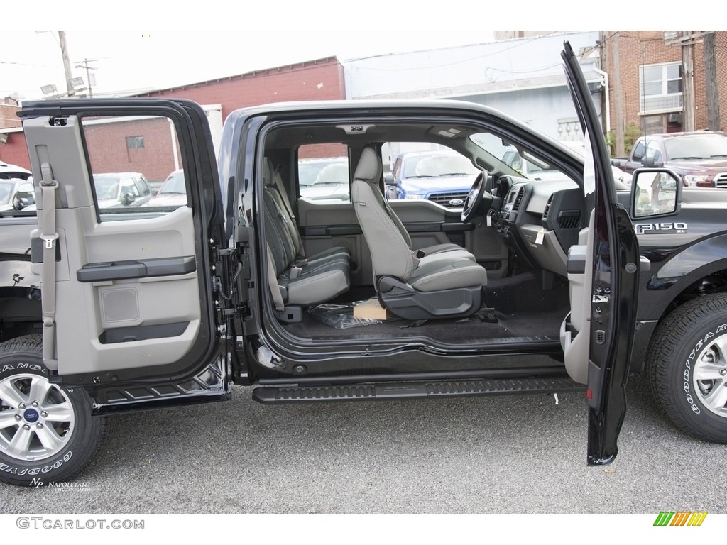 2016 F150 XL SuperCab 4x4 - Shadow Black / Medium Earth Gray photo #9