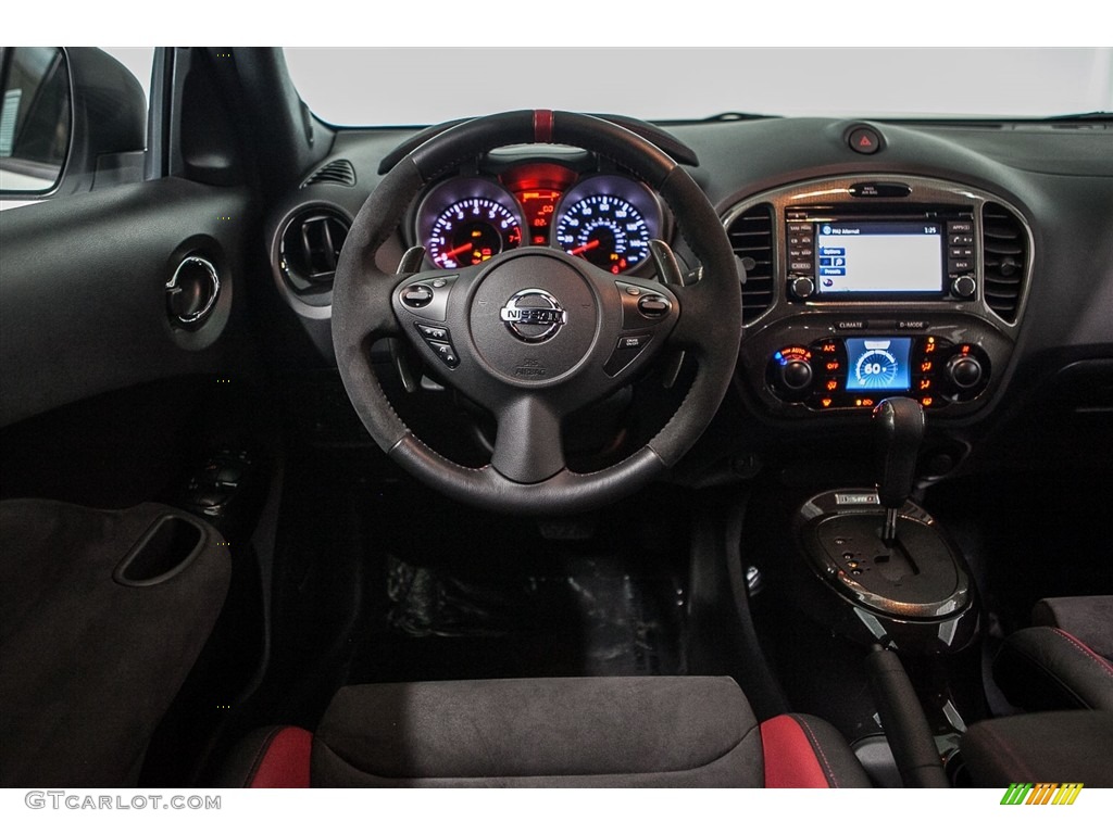 NISMO Black/Red Interior 2016 Nissan Juke NISMO RS AWD Photo #115309313