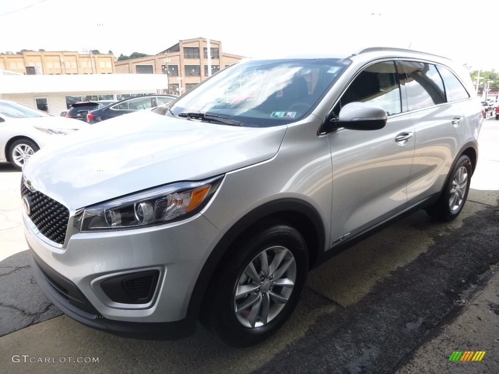 Sparkling Silver 2017 Kia Sorento LX V6 AWD Exterior Photo #115310351