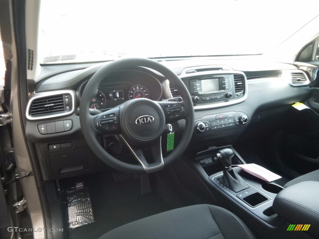 2017 Kia Sorento LX V6 AWD Dashboard Photos
