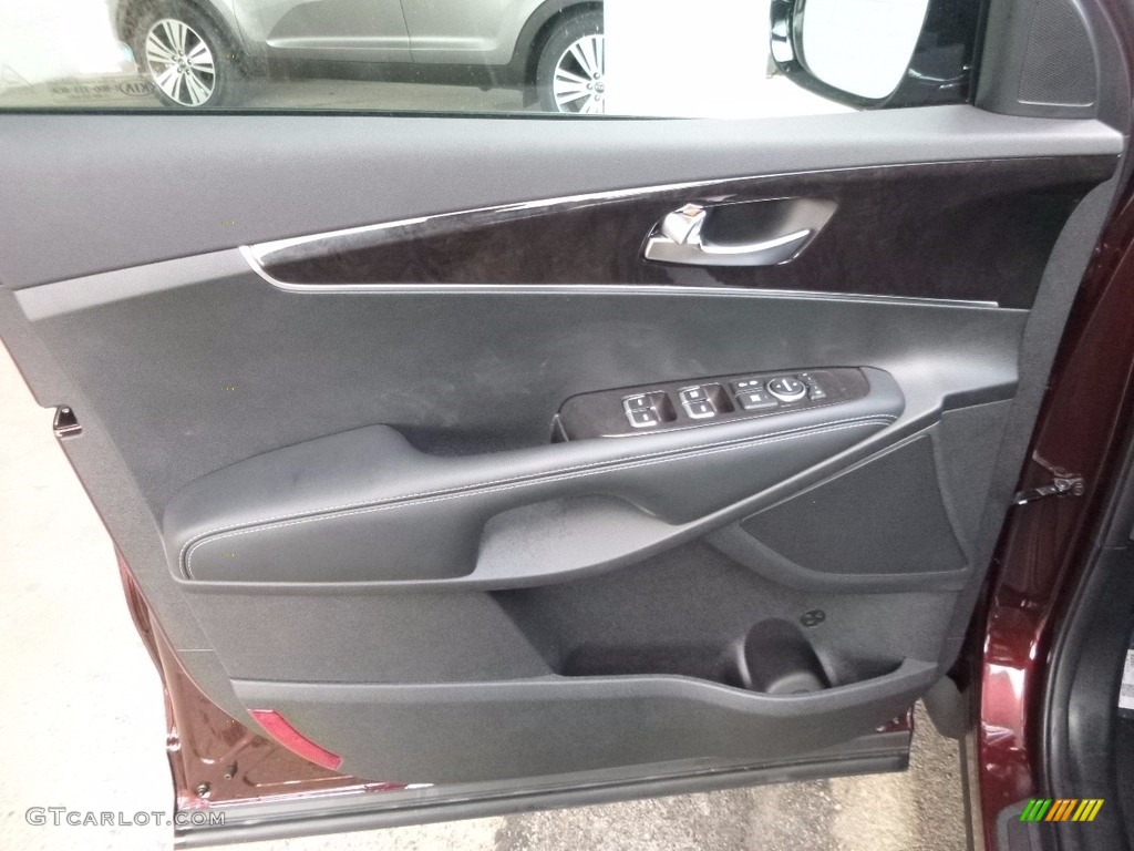 2017 Kia Sorento LX V6 AWD Door Panel Photos