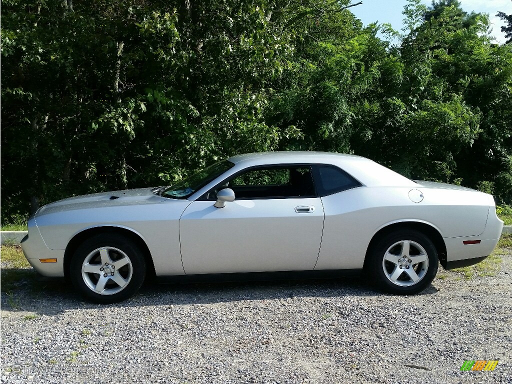 2010 Challenger SE - Bright Silver Metallic / Dark Slate Gray photo #5