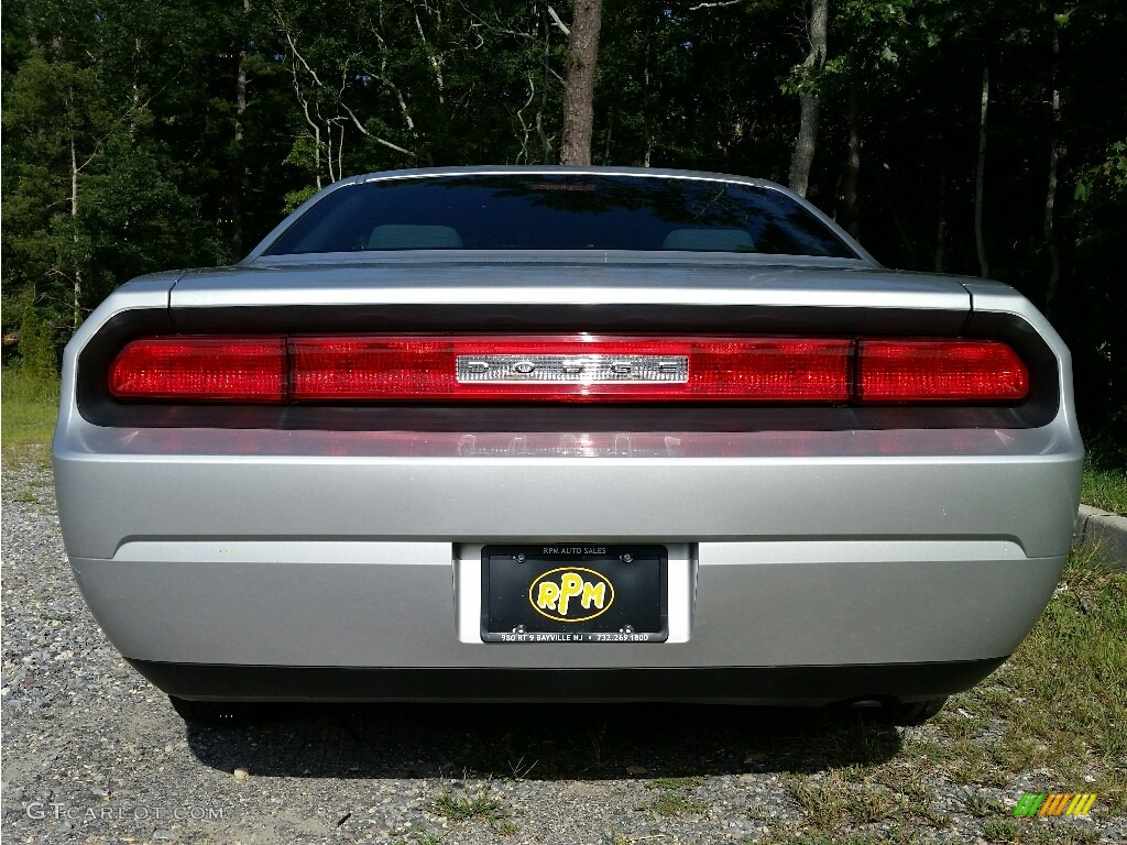 2010 Challenger SE - Bright Silver Metallic / Dark Slate Gray photo #8