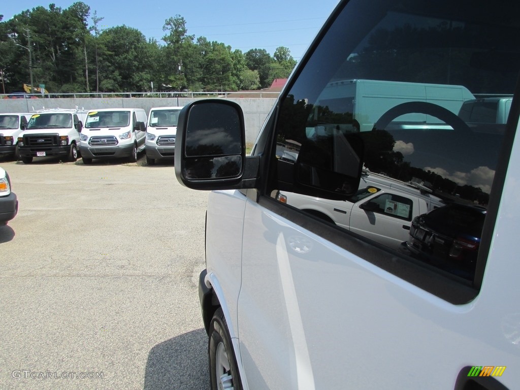 2012 Express 2500 Cargo Van - Summit White / Medium Pewter photo #16
