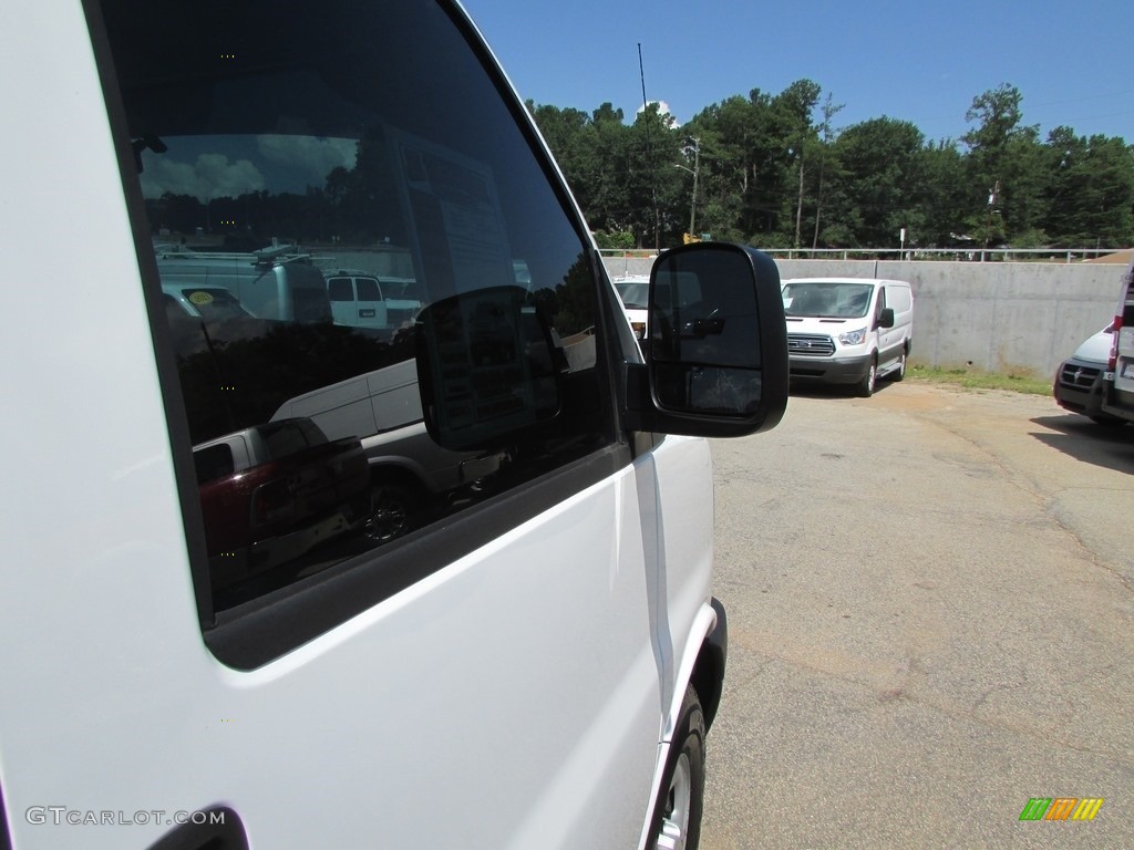 2012 Express 2500 Cargo Van - Summit White / Medium Pewter photo #26