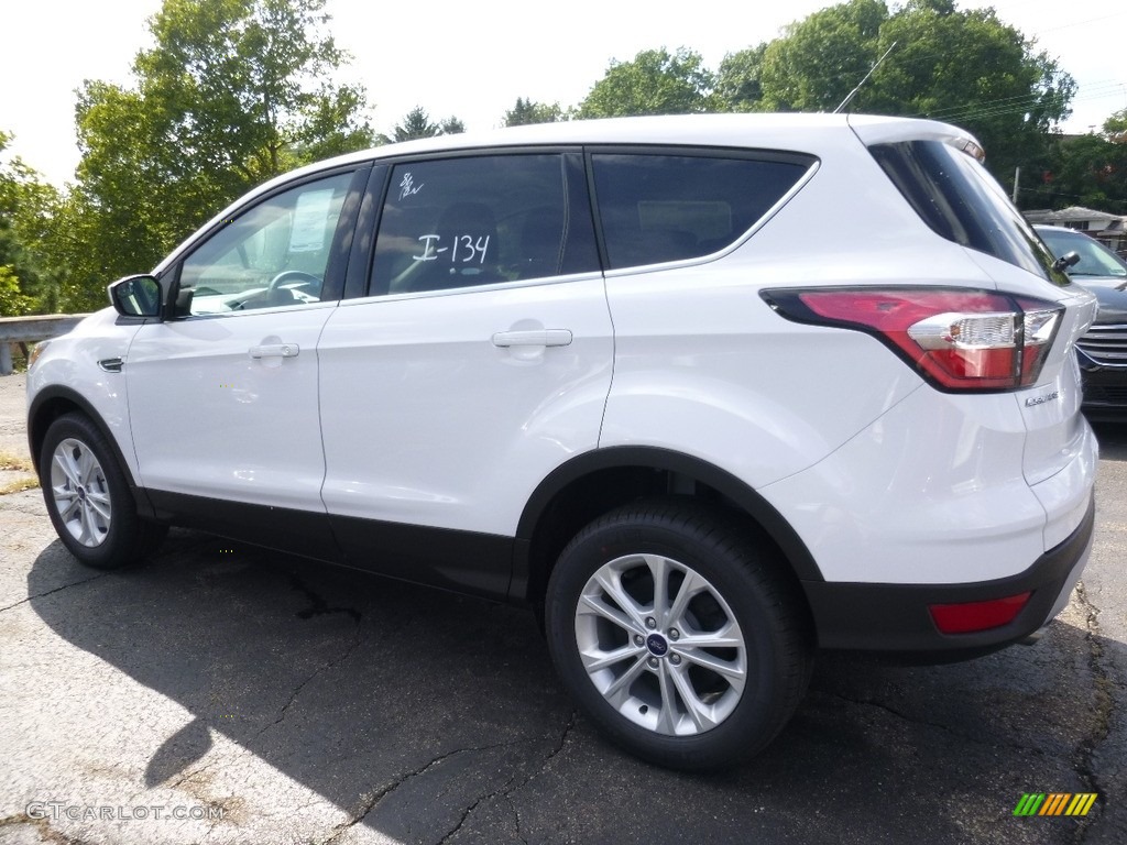 2017 Escape SE 4WD - Oxford White / Charcoal Black photo #4