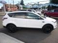 2017 Oxford White Ford Escape SE 4WD  photo #4