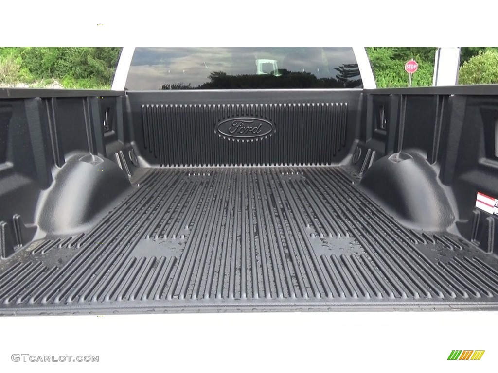 2016 F150 XLT SuperCab 4x4 - Oxford White / Medium Earth Gray photo #21