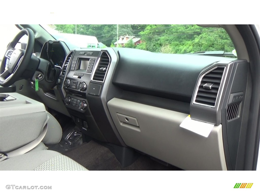2016 F150 XLT SuperCab 4x4 - Oxford White / Medium Earth Gray photo #25