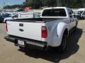 Oxford White - F350 Super Duty XL Crew Cab 4x4 DRW Photo No. 6
