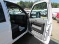Oxford White - F350 Super Duty XL Crew Cab 4x4 DRW Photo No. 31