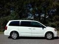 Bright White - Grand Caravan SE Photo No. 5