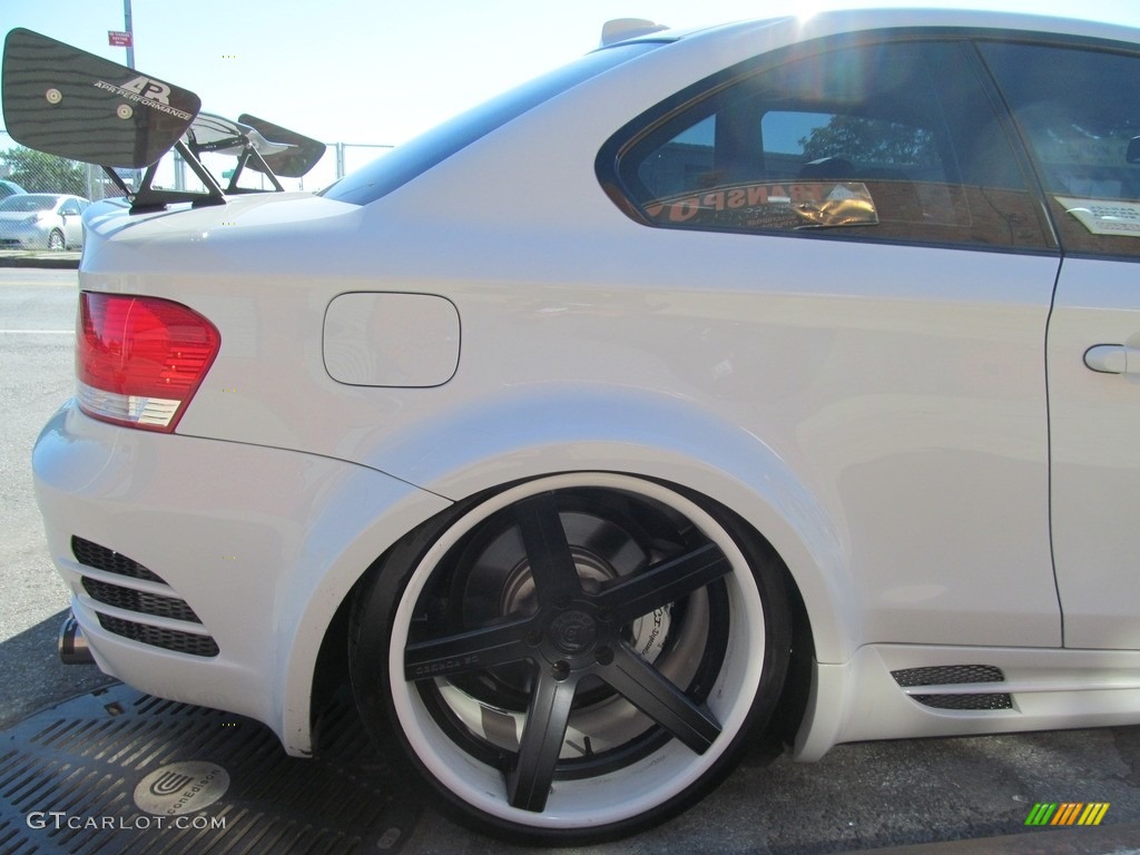2008 1 Series 135i Coupe - Alpine White / Black photo #30