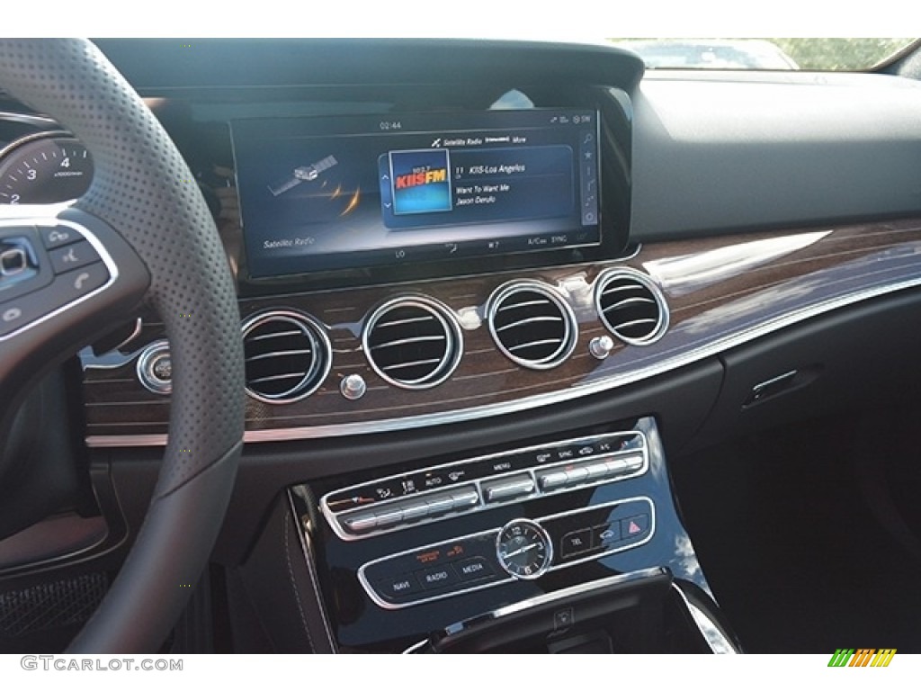 2017 E 300 4Matic Sedan - Selenite Grey Metallic / Black photo #10