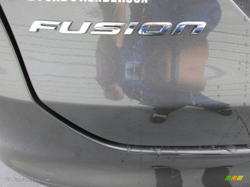 2017 Fusion S - Magnetic / Medium Light Stone photo #15