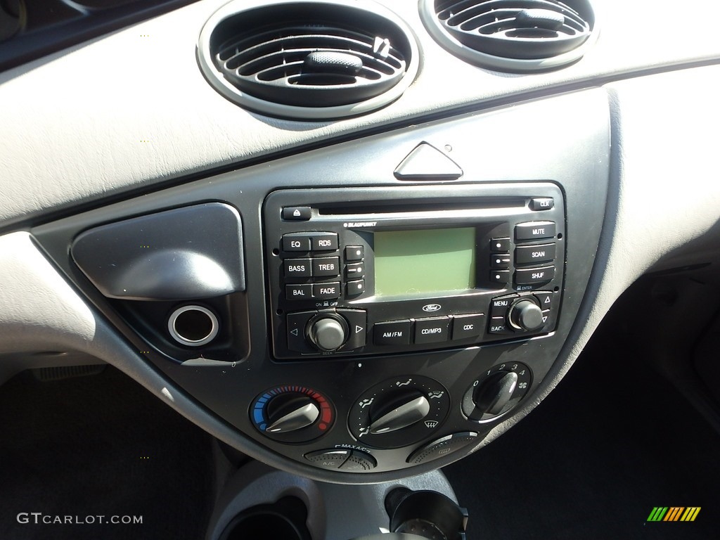 2003 Focus SE Sedan - Liquid Grey Metallic / Medium Graphite photo #13