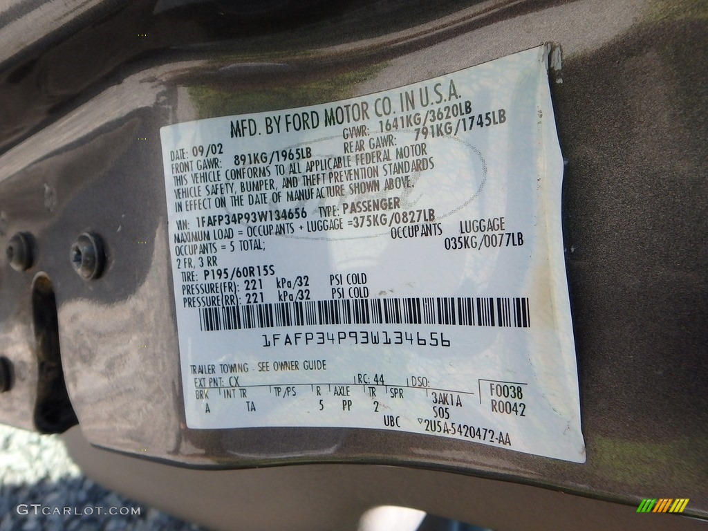 2003 Focus SE Sedan - Liquid Grey Metallic / Medium Graphite photo #14