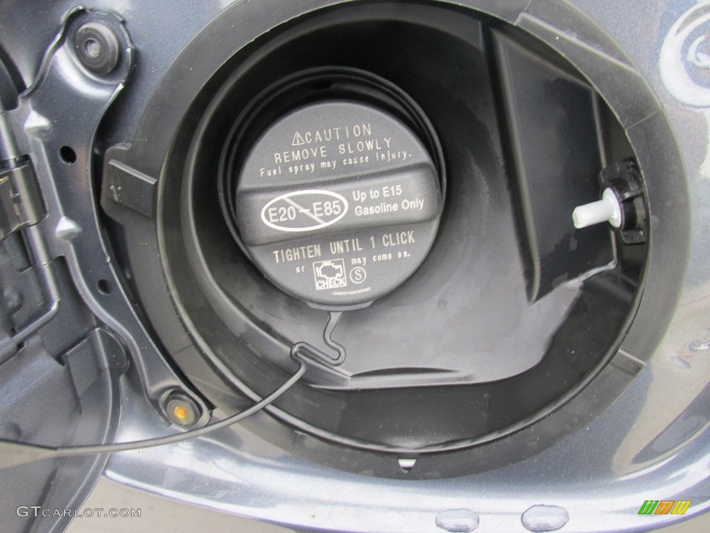 2016 Corolla LE Plus - Slate Metallic / Ash photo #13