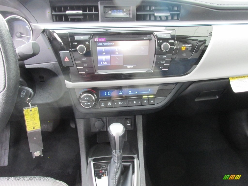 2016 Corolla LE Plus - Slate Metallic / Ash photo #25