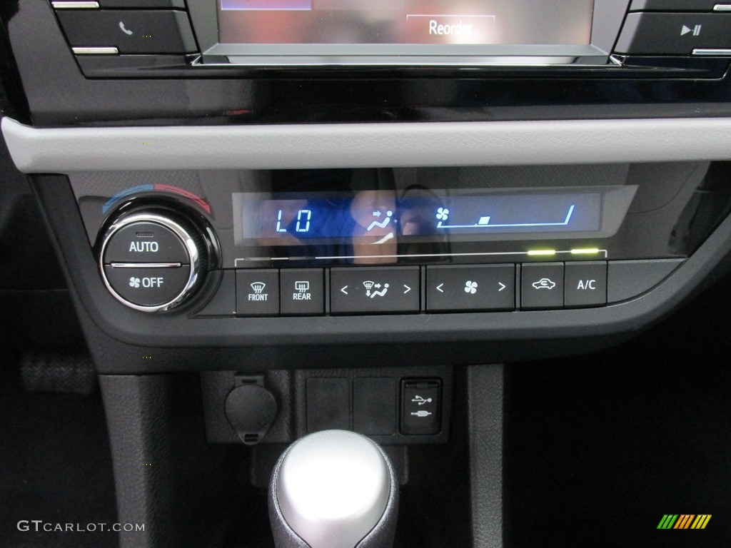 2016 Corolla LE Plus - Slate Metallic / Ash photo #27
