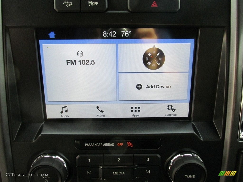 2016 F150 XLT SuperCrew 4x4 - Oxford White / Medium Earth Gray photo #27