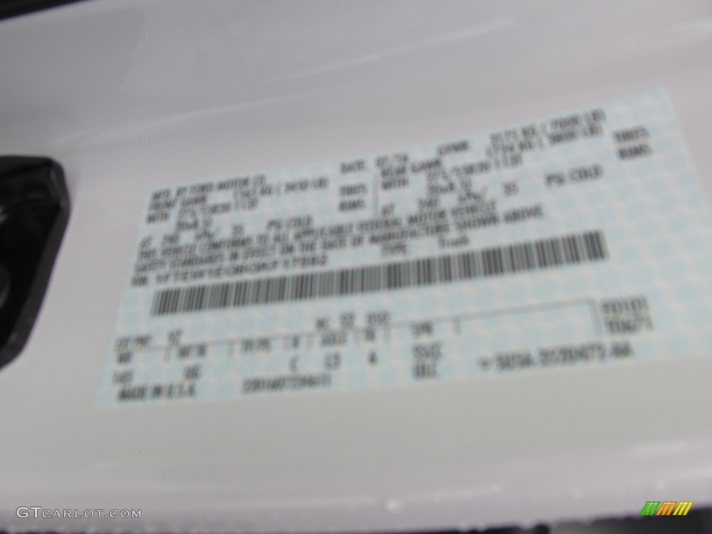 2016 F150 XLT SuperCrew 4x4 - Oxford White / Medium Earth Gray photo #35