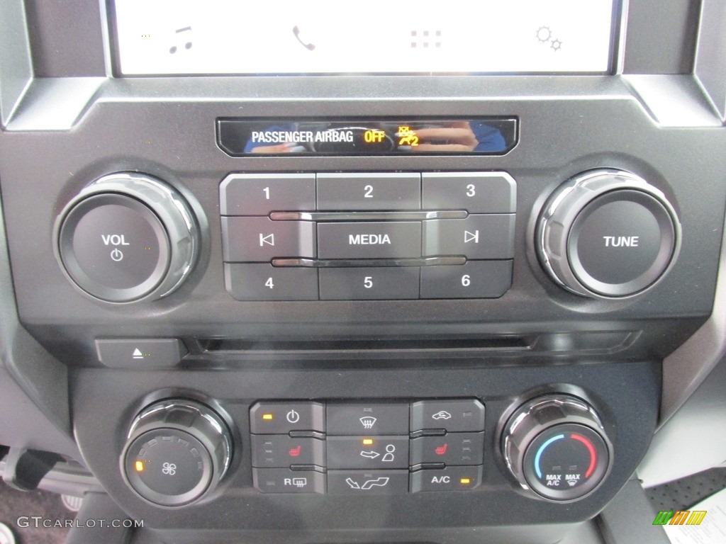 2016 F150 XLT SuperCrew 4x4 - Magnetic / Medium Earth Gray photo #27