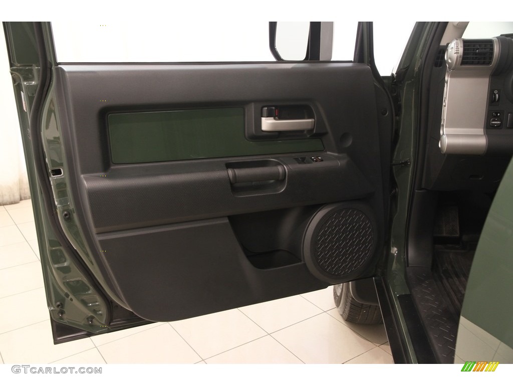 2014 FJ Cruiser 4WD - Army Green / Dark Charcoal photo #4