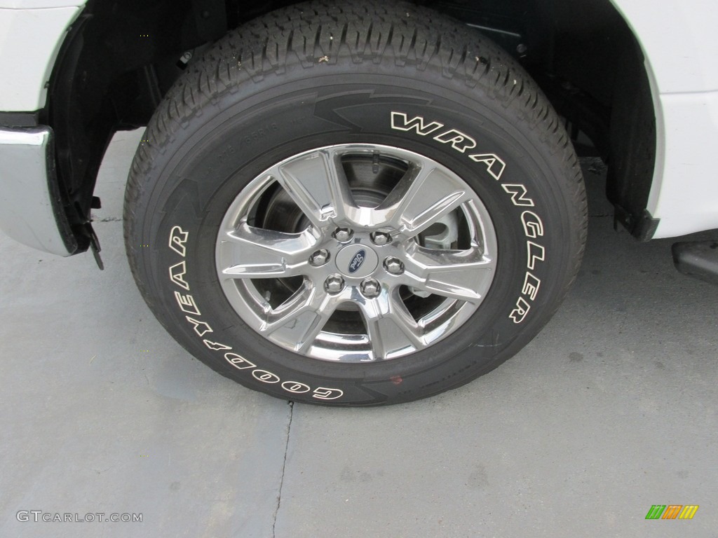 2016 F150 XLT SuperCrew 4x4 - Oxford White / Medium Earth Gray photo #11