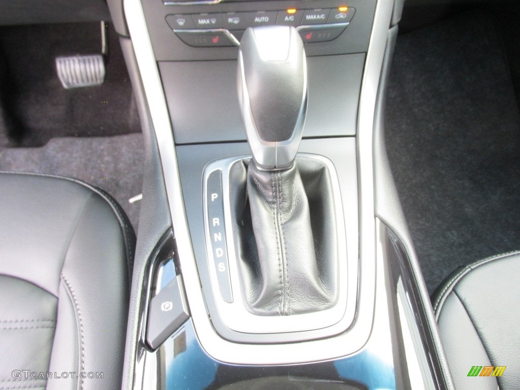 2016 Ford Edge SEL Transmission Photos
