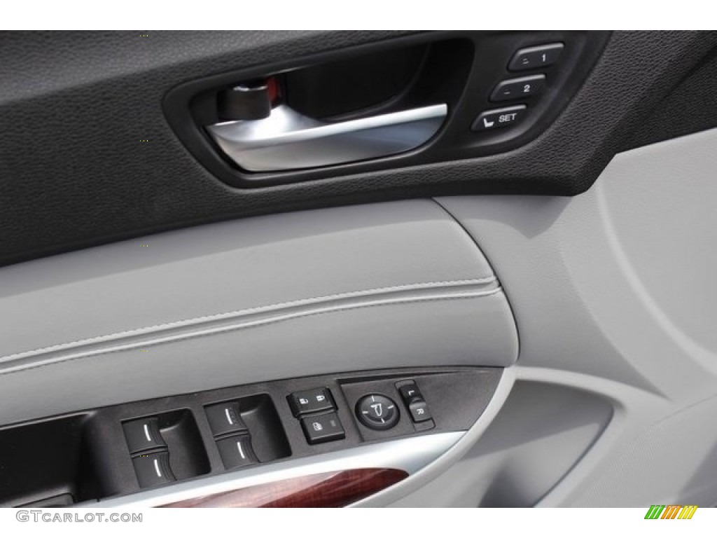 2017 Acura TLX V6 Technology Sedan Controls Photo #115369666